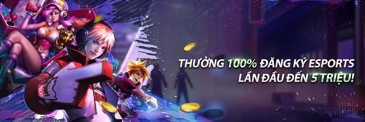 Game thủ đang chơi eSports trên máy tính